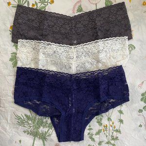 NWT Lace Cheeky Hipster Panties (3-pack)